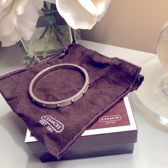 💗COACH silver and silver enamel bangle bracelet💜 - Picture 2 of 3